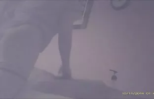 شخص فیلم کامل سکسی خارجی fucks در یک فاحشه در مقابل یک وب کم,