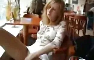 آلا سکس کامل جدید نشسته در دیک من
