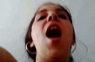 به دنبال پاک کننده عضلانی ، عوضی همه مرطوب بود فیلم سکسی داستانی کامل و التماس برای خروس او برای تمیز کردن سوراخ او