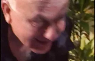 دوست دختر من سکی کامل به من می دهد هر روز