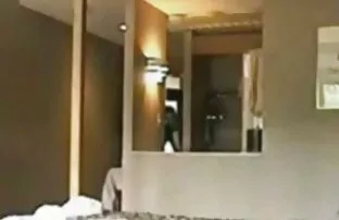 بلند و باریک سگ ماده به ارمغان سکس عربی کامل می آورد خودش را به اوج لذت جنسی